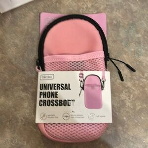 UNIVERSAL PHONE CROSS BODY BAG WITH MESH POCKET